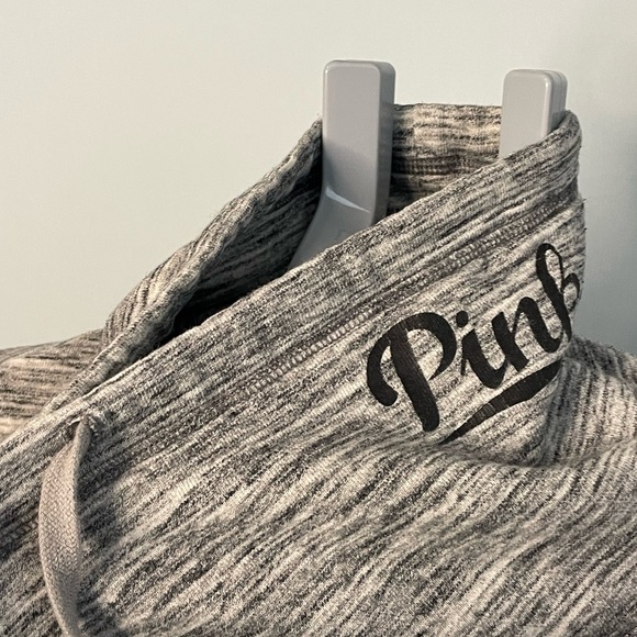 PINK Victoria's Secret Women's‎ Gray Sweater leopard XS - Picture 4 of 9